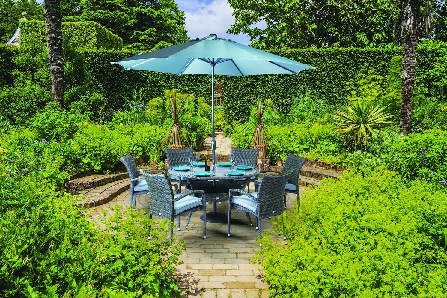 Introducing: Supremo Leisure garden furniture